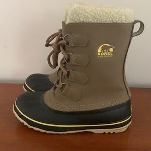 Sorel waterproof winter boots